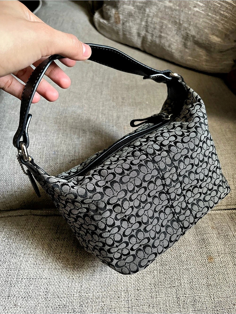 Vintage Coach Soho Signature Hobo Shoulder Bag Black & Gray